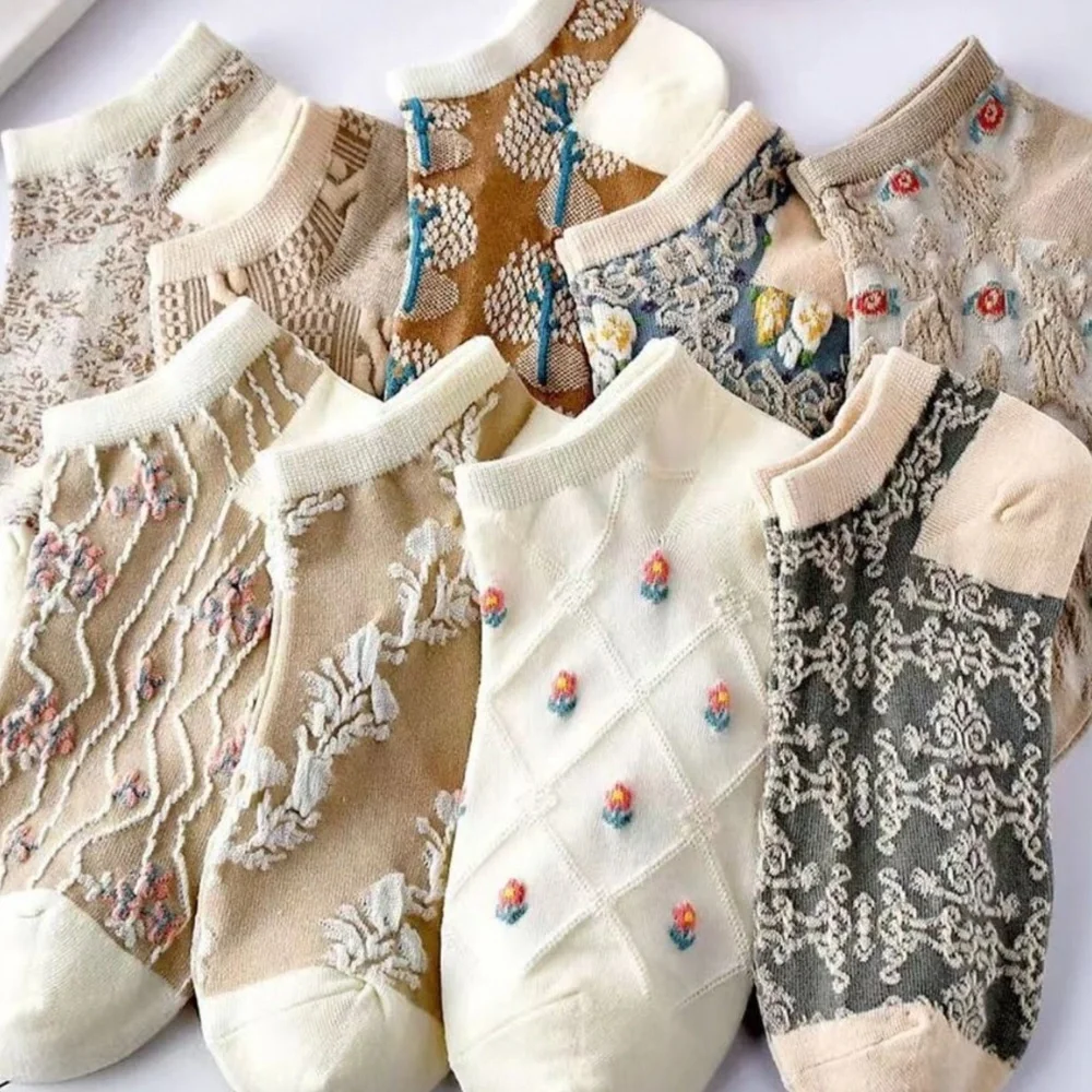 Vintage Style Multicolor 9 pairs Socks Set